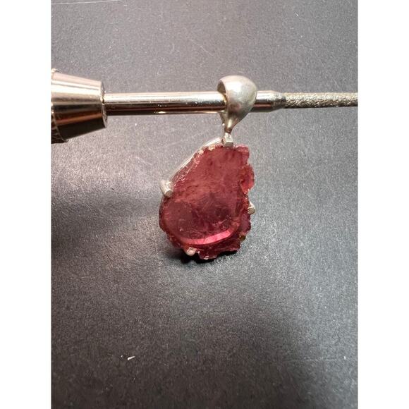 NEW Pink tourmaline sterling silver pendant 2.16 grams - Picture 8 of 10